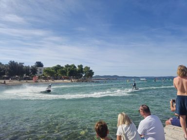 1bcdbcf9-5303-4d4e-a160-659c85068279