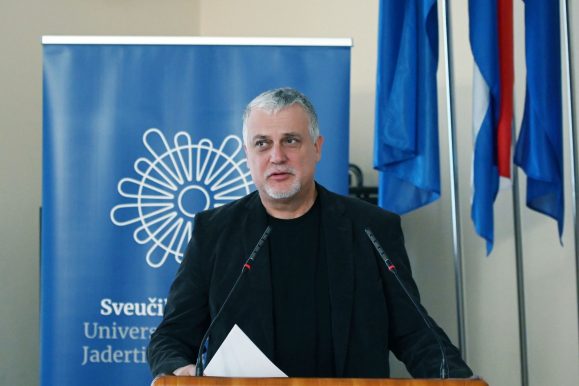 KRALJEVI DRUGI DAN (11)