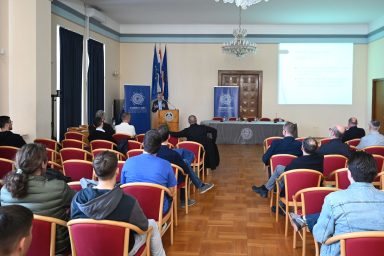 KRALJEVI DRUGI DAN (6)