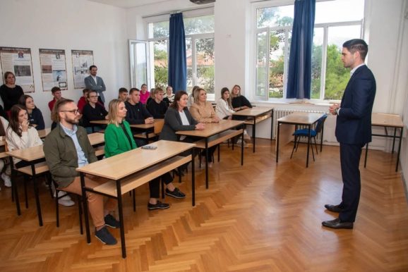 PAG ŽUNIĆ RESSLER SIRANA 6