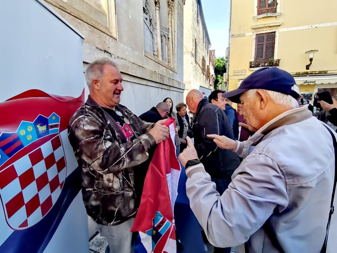 sime erlic zastave 5 asitnica