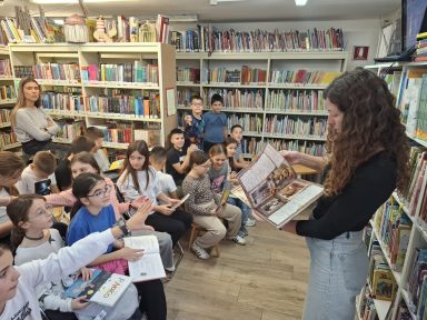 KNJIŽNICA UČENICI 5