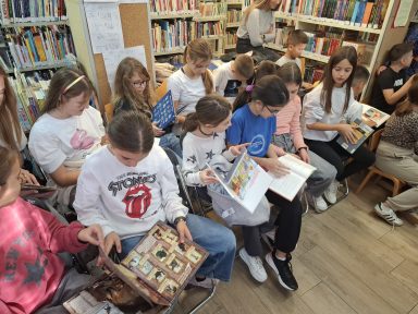 KNJIŽNICA UČENICI 8