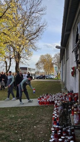 SVETI FILIP I JAKOV predstavnici općine i mještani posjetili Vukovar 8