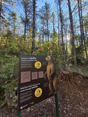 np paklenica šumska učionica 11