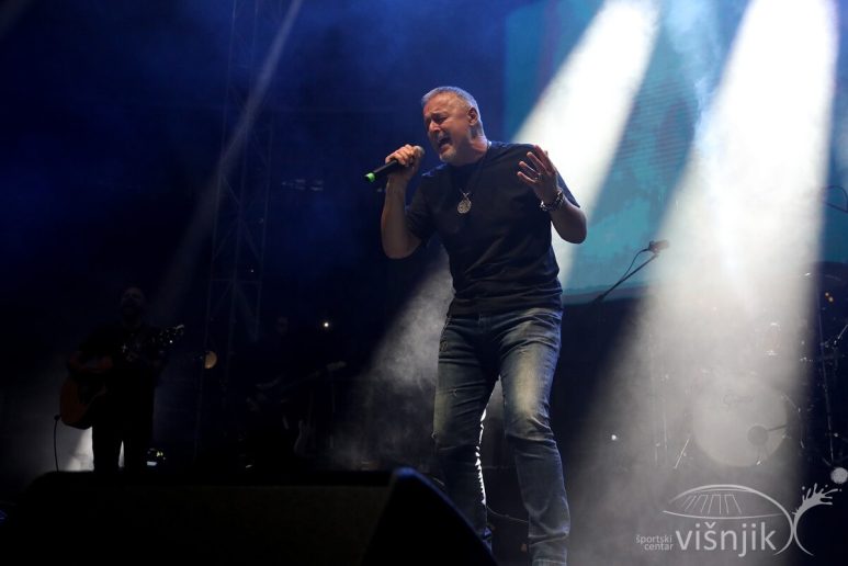 vecer-slavljenja-koncert-08-11-2025-29