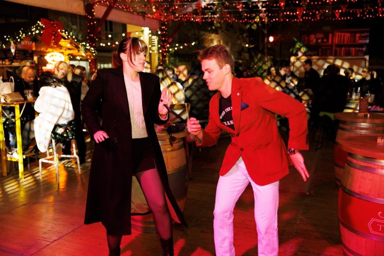 DJ Ante Dujić Božićni gramofon 03.12.2025, foto Bojan Bogdanić 04.jpg_1600x1067