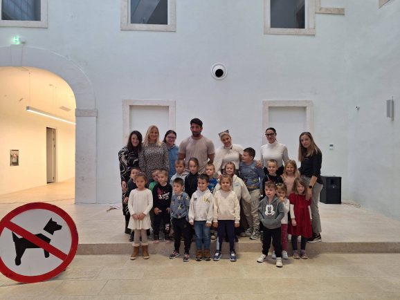 WhatsApp_Image_2025-12-04_at_14.34.32