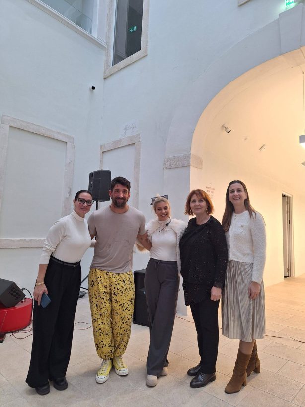 WhatsApp_Image_2025-12-04_at_14.34.32_3