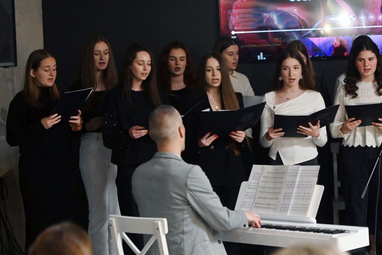 bozicni koncert studenti (6)