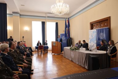 nastavnici piloti (12)