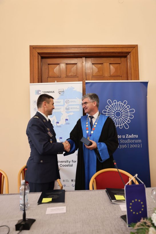 nastavnici piloti (19)