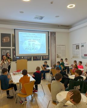 sveta luce muzej knjižnica djeca