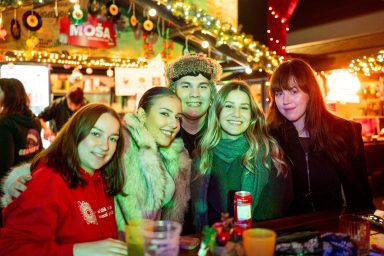 36 020 Student Advent Božićni gramofon 2.12.2025, Foto Matija Lipar