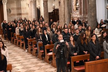 659790029_122270178506088038_4783357442249679731_n