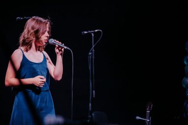 Mediji, 15