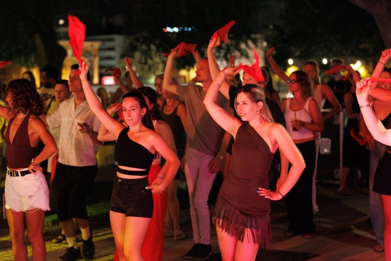 23 One Night in Havana Muraj Art & Sound
