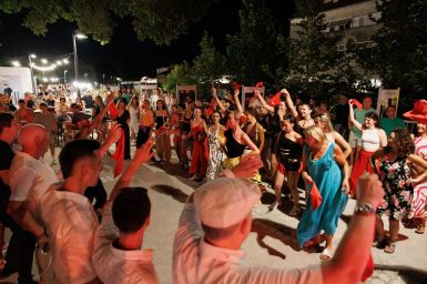 34 One Night in Havana Muraj Art & Sound