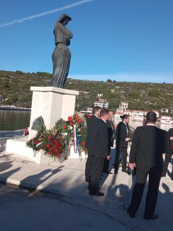 DRVENIK V. KOPIjA KIPA MAKLA DALMATINKJA