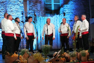 Klapa Pasika - Raspivano Bibinje