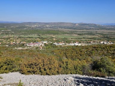 Panorama Vukšića i Lišana s pogledom s brda Gradine