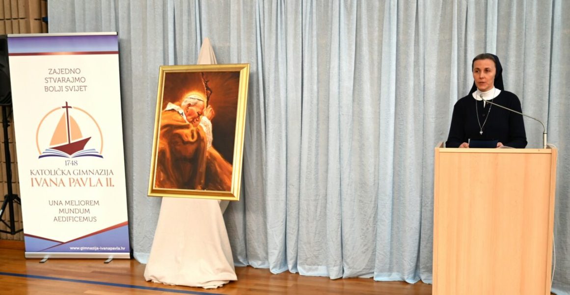 DSC_3652-1-1280x663